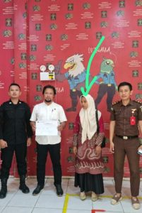 Guru SD Ditahan Setelah Menegur Siswa Nakal, Diduga Karena Orang Tua Siswa Seorang Anggota Polisi